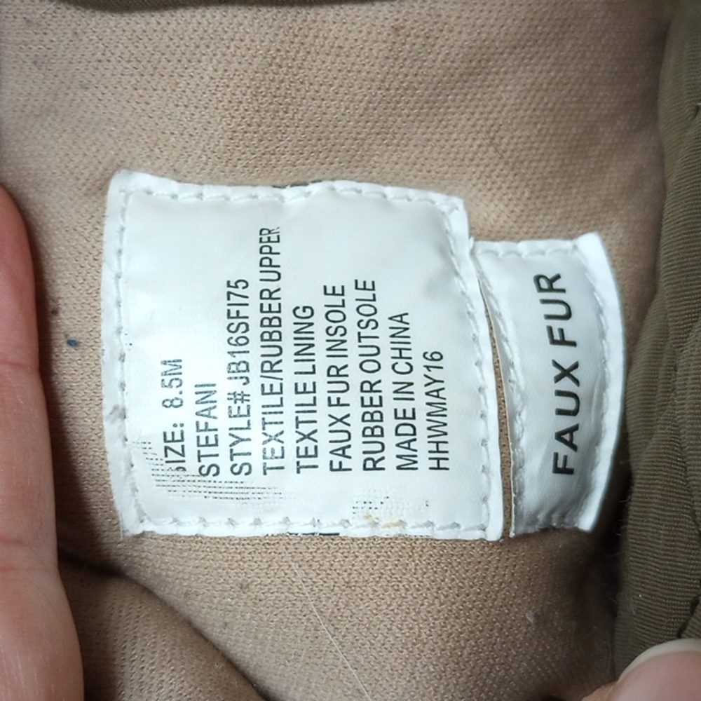 JBU DUCK WATER RUBBER BOOTS, SZ 8.5 M, LITTLE TO NO WEAR, tag cut out on one. - Picture 8 of 8